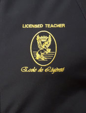 Damen Bluse Kurzarm Logo Ecole de Légèreté*/ Ladies Blouses short sleeve logo Ecole de Légèreté